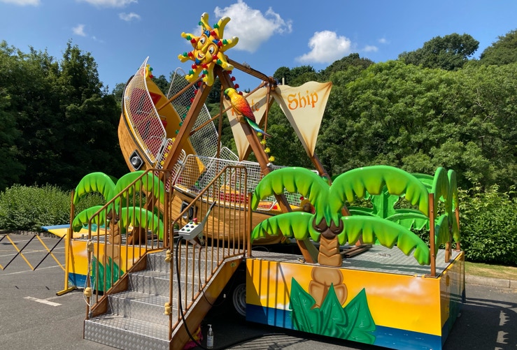 Pirate boat amusement ride hire Northern Ireland, Belfast